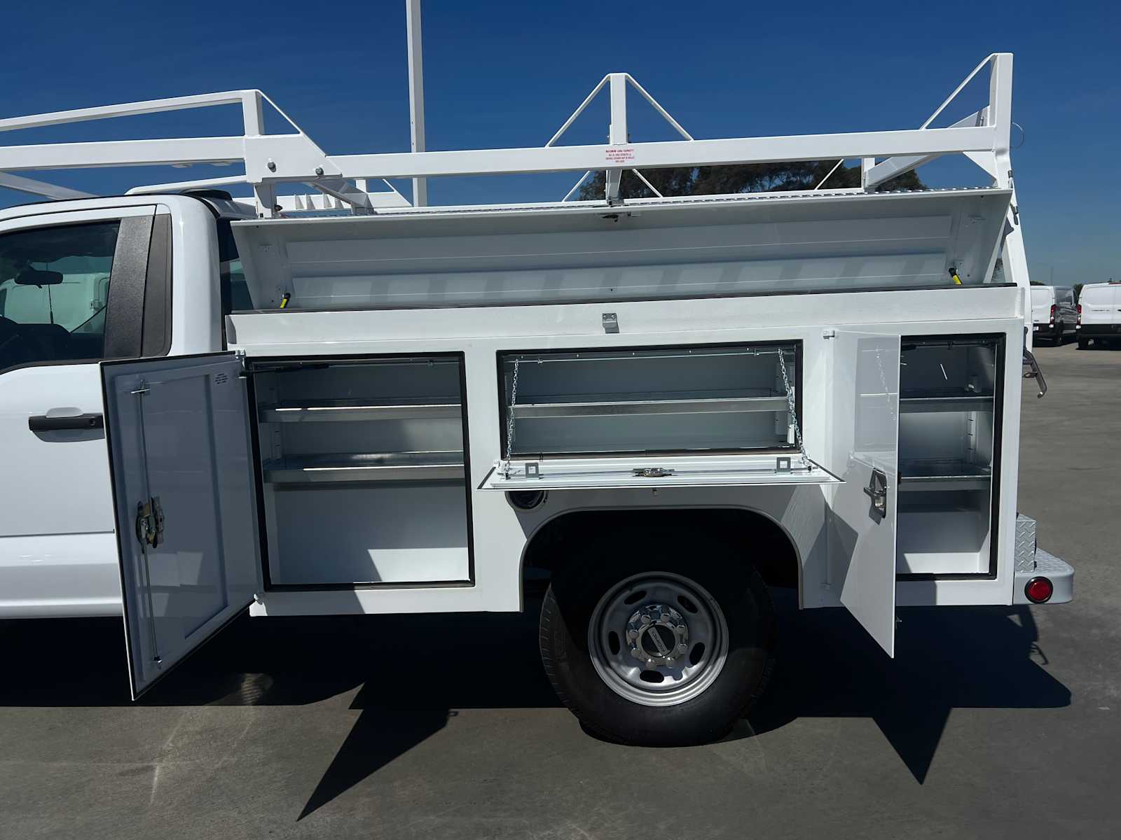 2025 Ford Super Duty F-250 Pickup XL