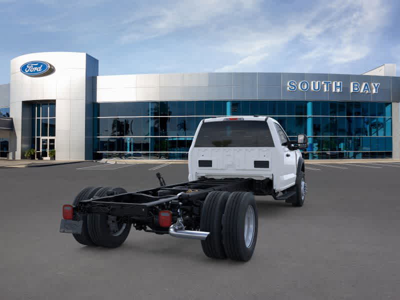 2025 Ford Super Duty F-600 DRW 