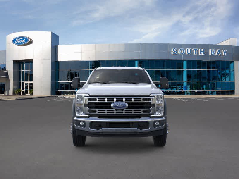 2025 Ford Super Duty F-600 DRW 