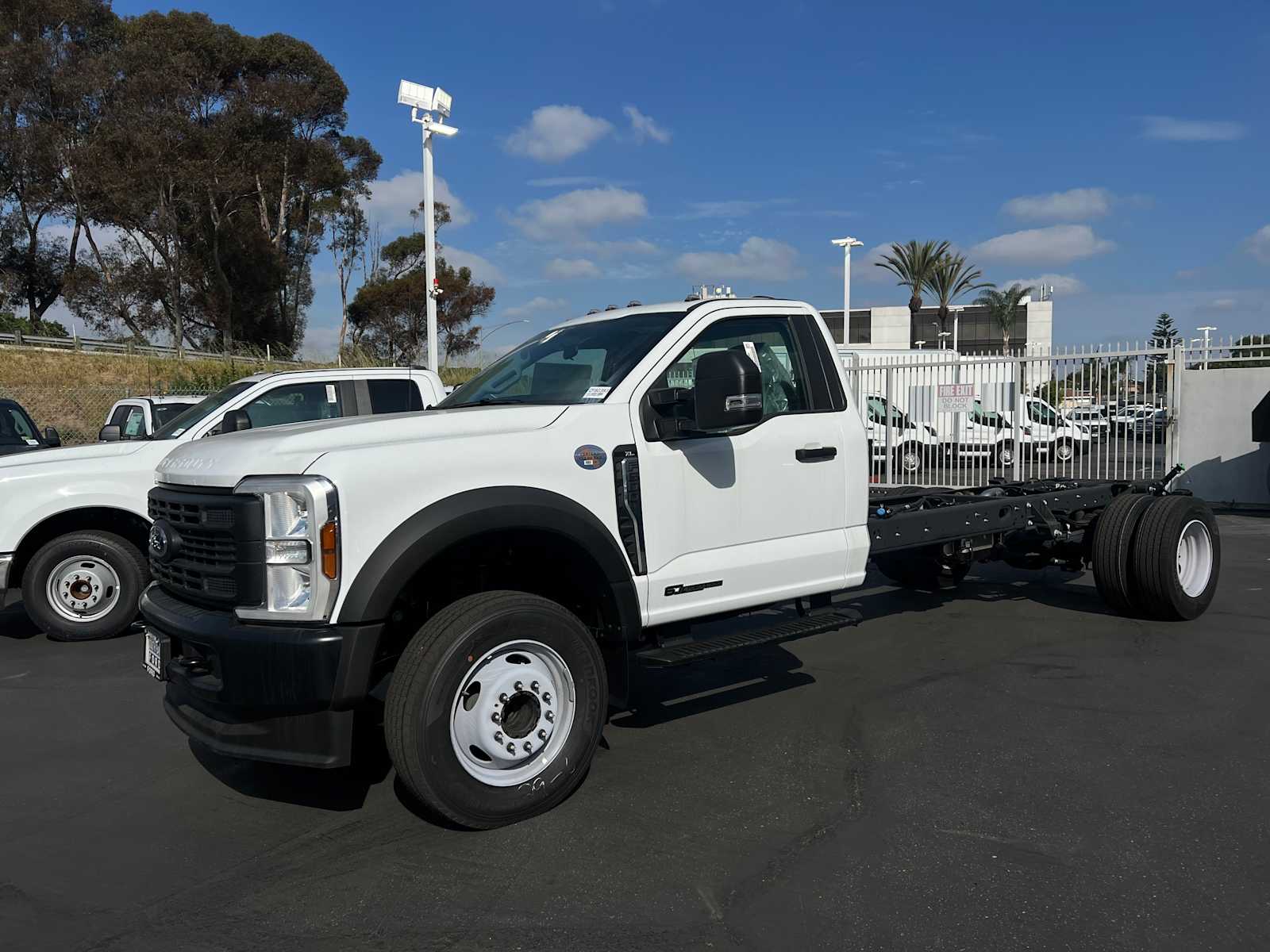 2024 Ford Super Duty F-600 DRW XL