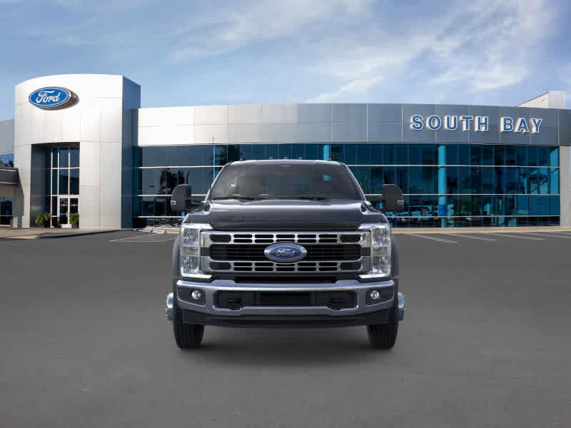 2025 Ford Super Duty F-550 DRW 