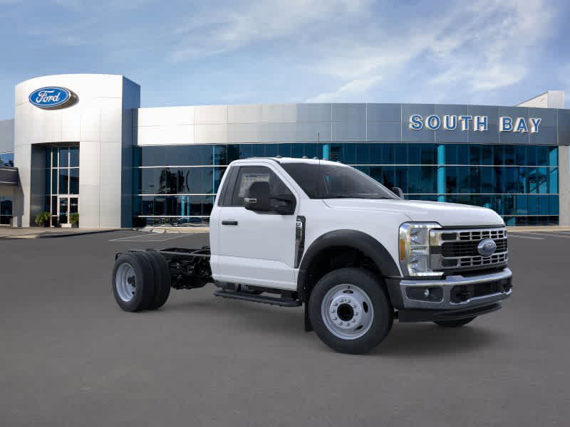 2025 Ford Super Duty F-550 DRW 