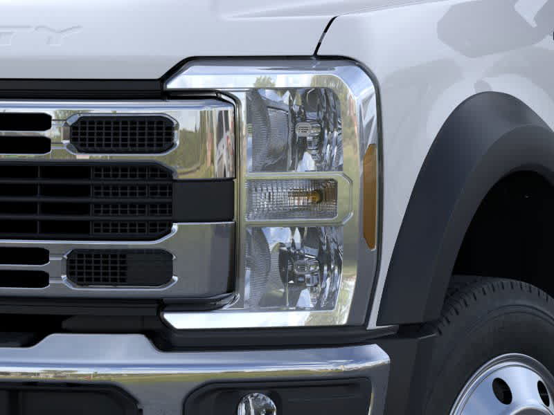 2025 Ford Super Duty F-550 DRW 