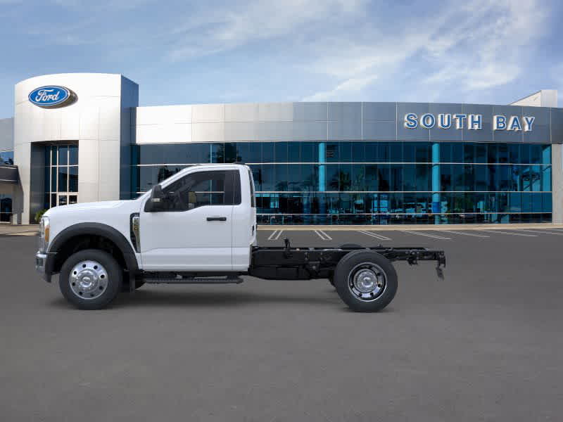 2025 Ford Super Duty F-550 DRW 