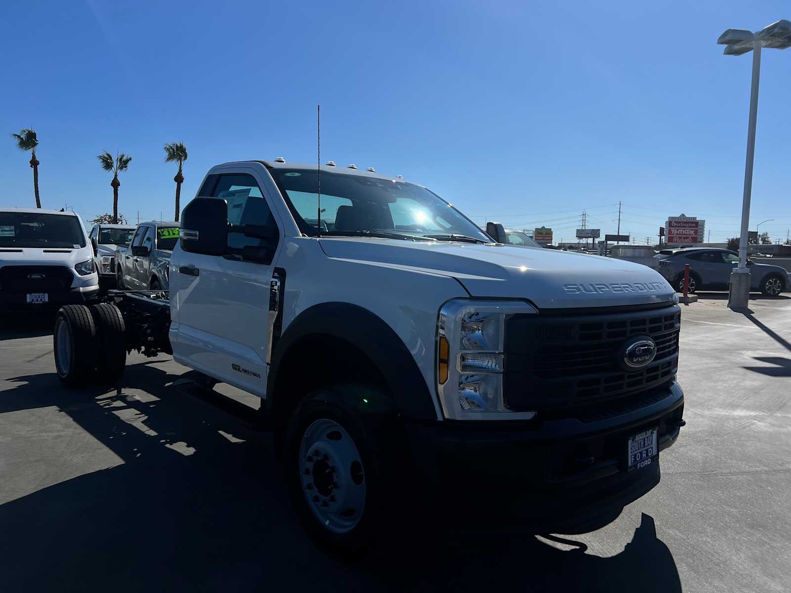 2024 Ford Super Duty F-550 DRW 