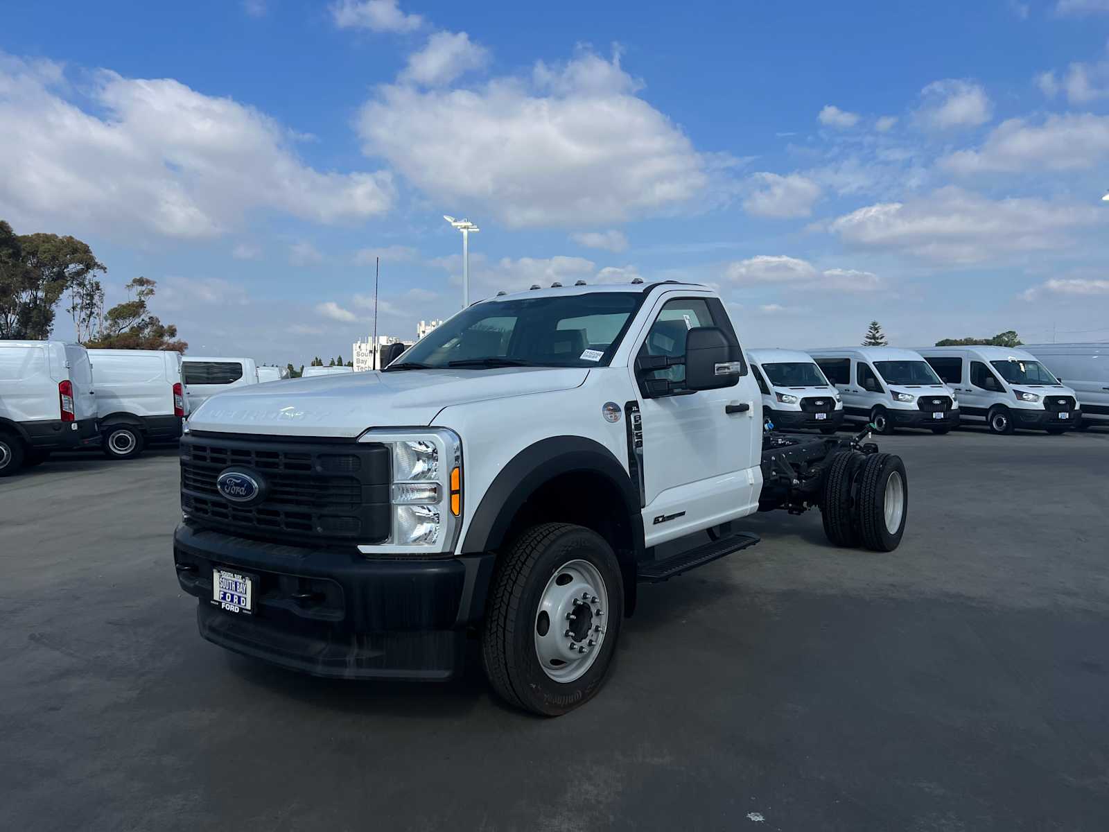 2024 Ford Super Duty F-550 DRW XL