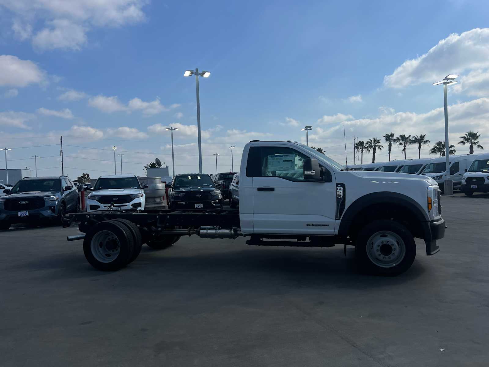 2024 Ford Super Duty F-550 DRW XL