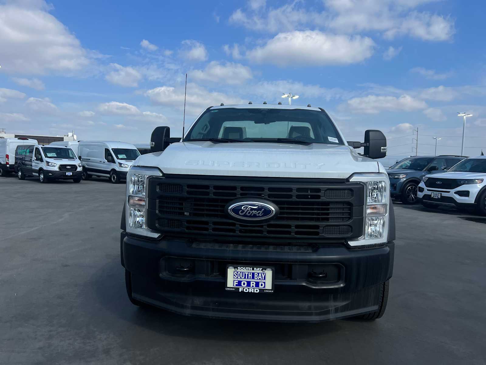2024 Ford Super Duty F-550 DRW XL