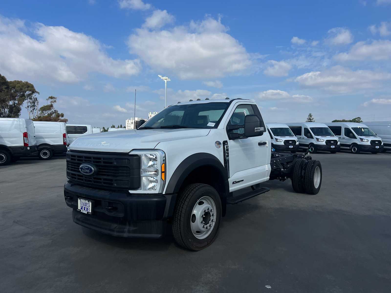 2024 Ford Super Duty F-550 DRW XL