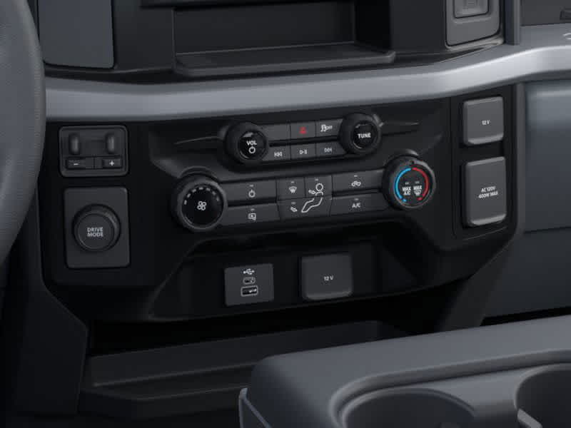 2025 Ford Super Duty F-550 DRW 