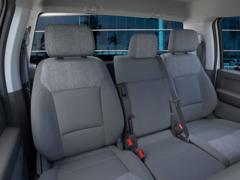 2025 Ford Super Duty F-550 DRW 