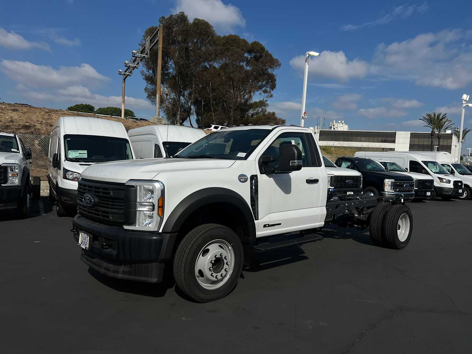 2024 Ford Super Duty F-550 DRW 