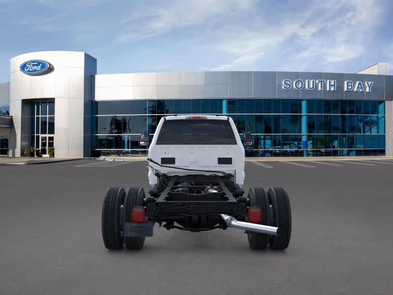 2025 Ford Super Duty F-550 DRW 
