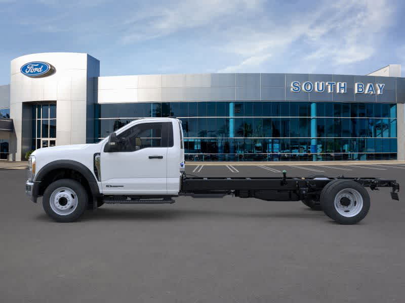 2025 Ford Super Duty F-550 DRW 