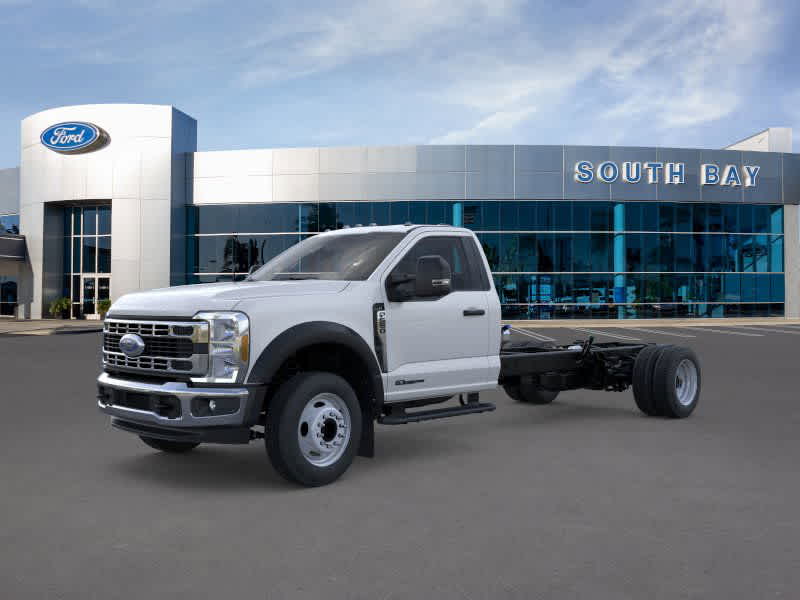 2025 Ford Super Duty F-550 DRW 