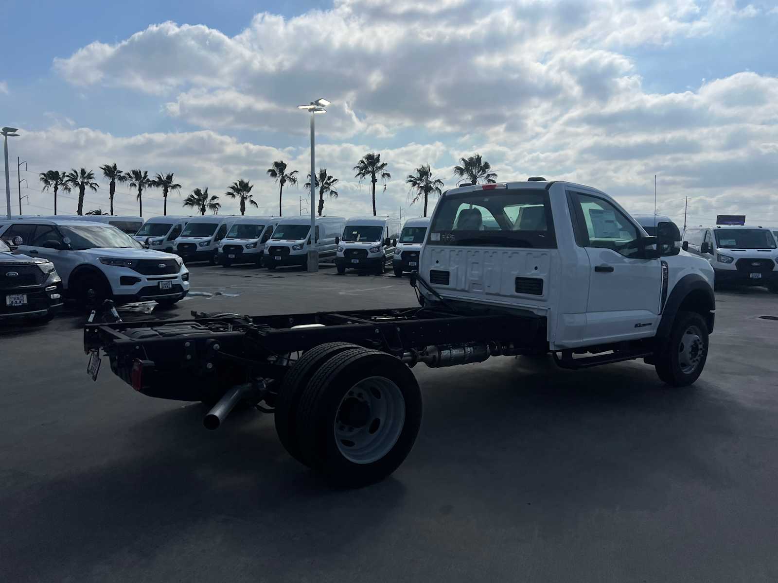 2024 Ford Super Duty F-550 DRW XL