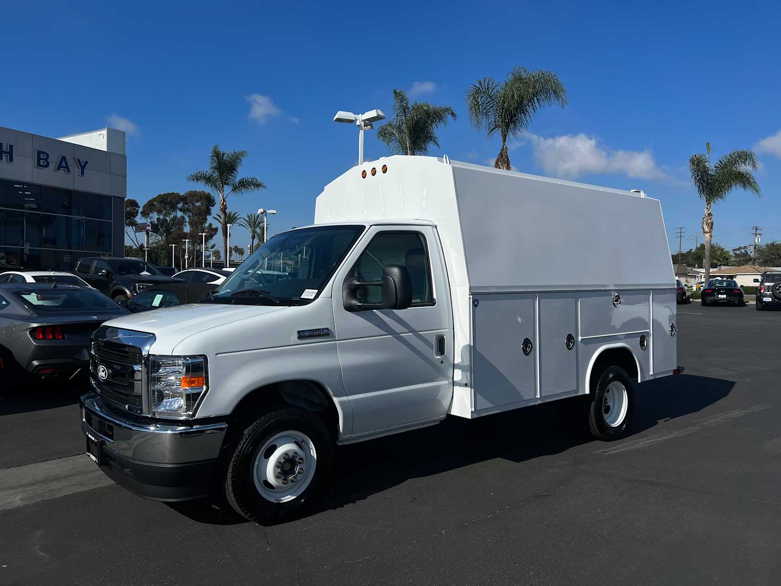 2026 Ford E-Series Cutaway 