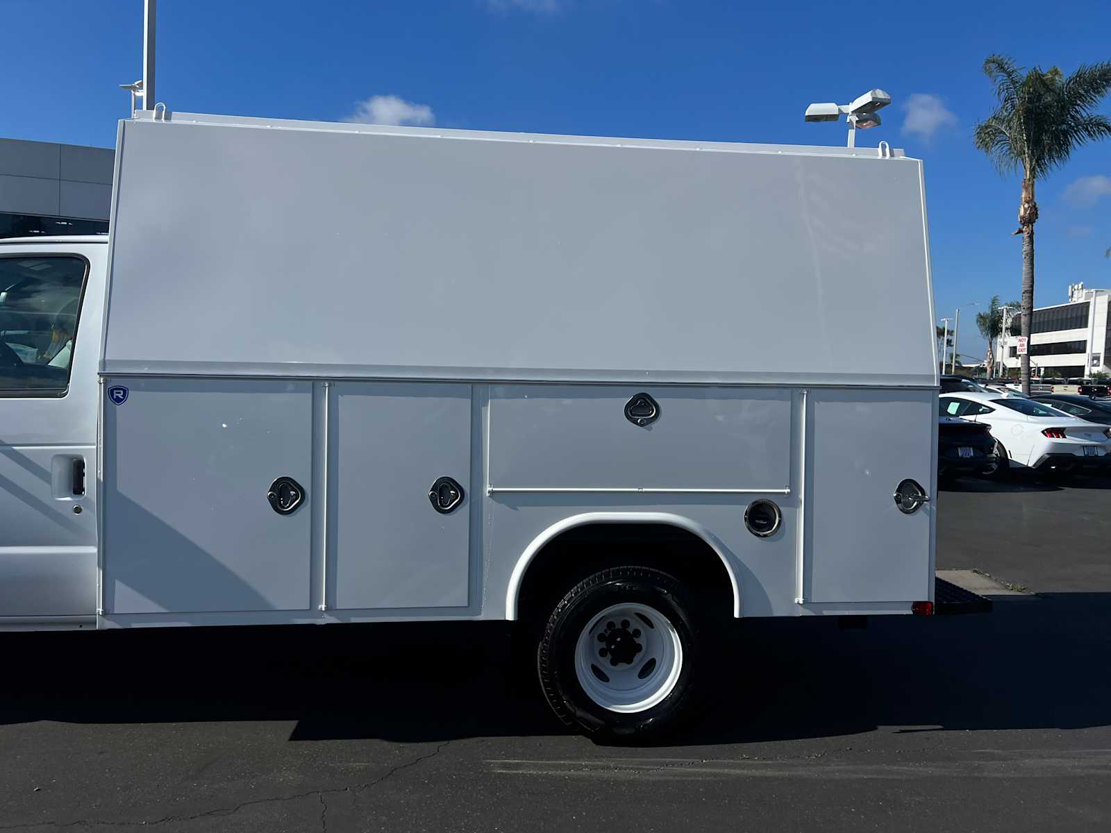 2026 Ford E-Series Cutaway 