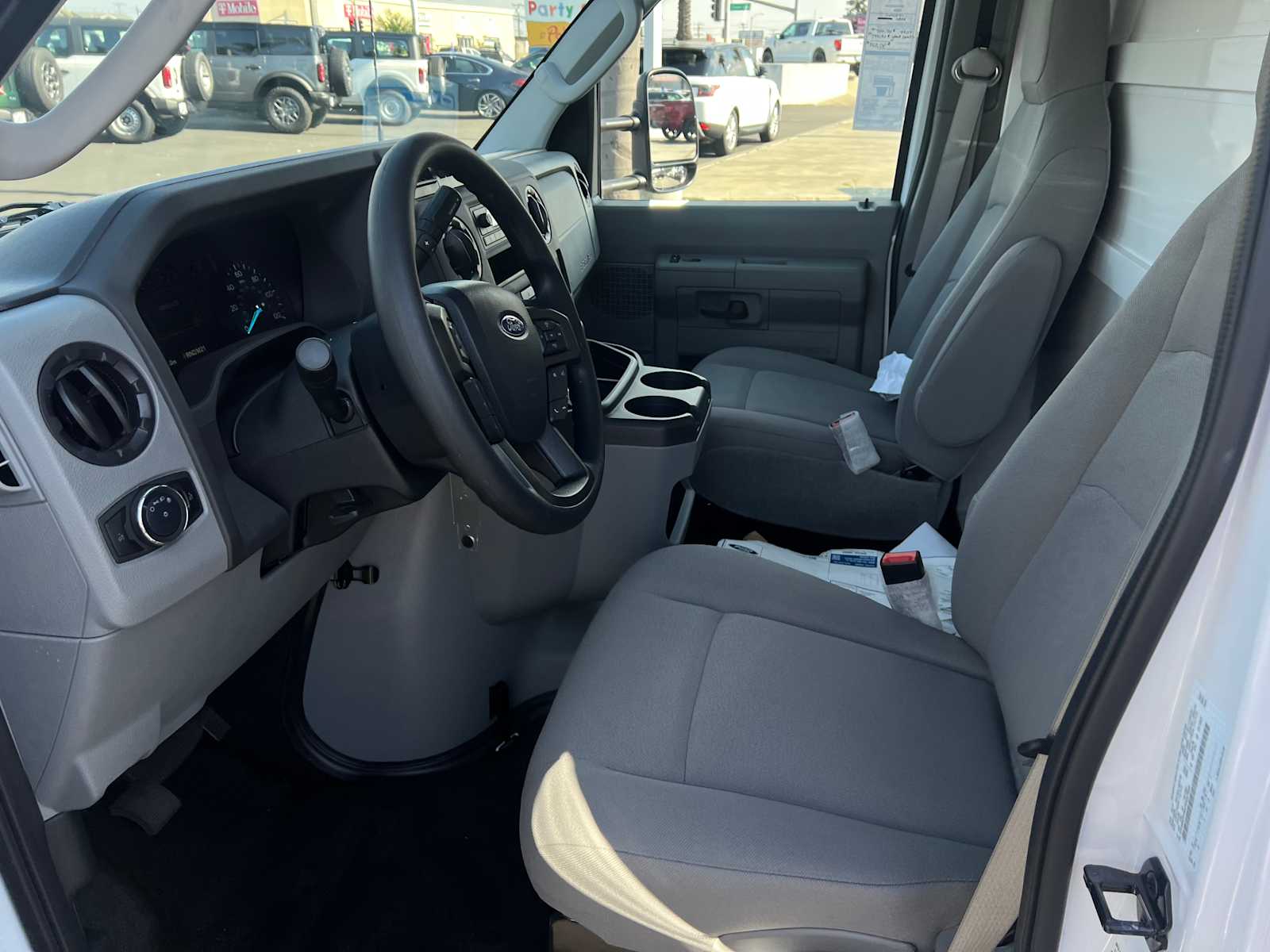 2026 Ford E-Series Cutaway 