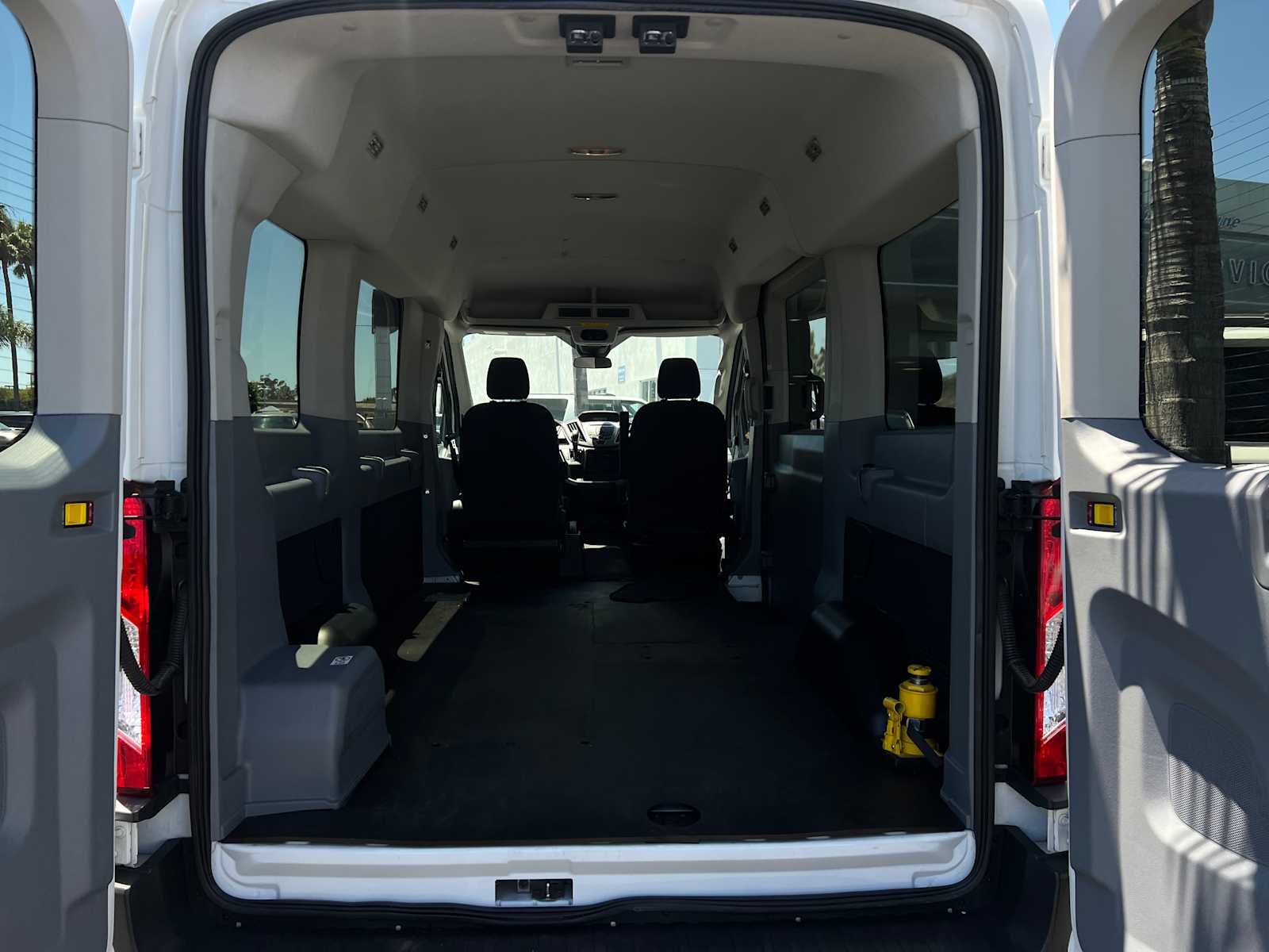 2017 Ford Transit XLT