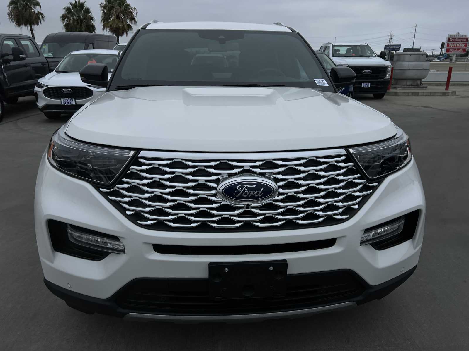 2023 Ford Explorer Platinum