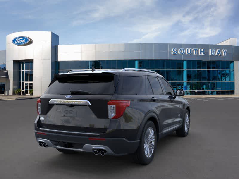 undefined 2023 Ford Explorer King Ranch