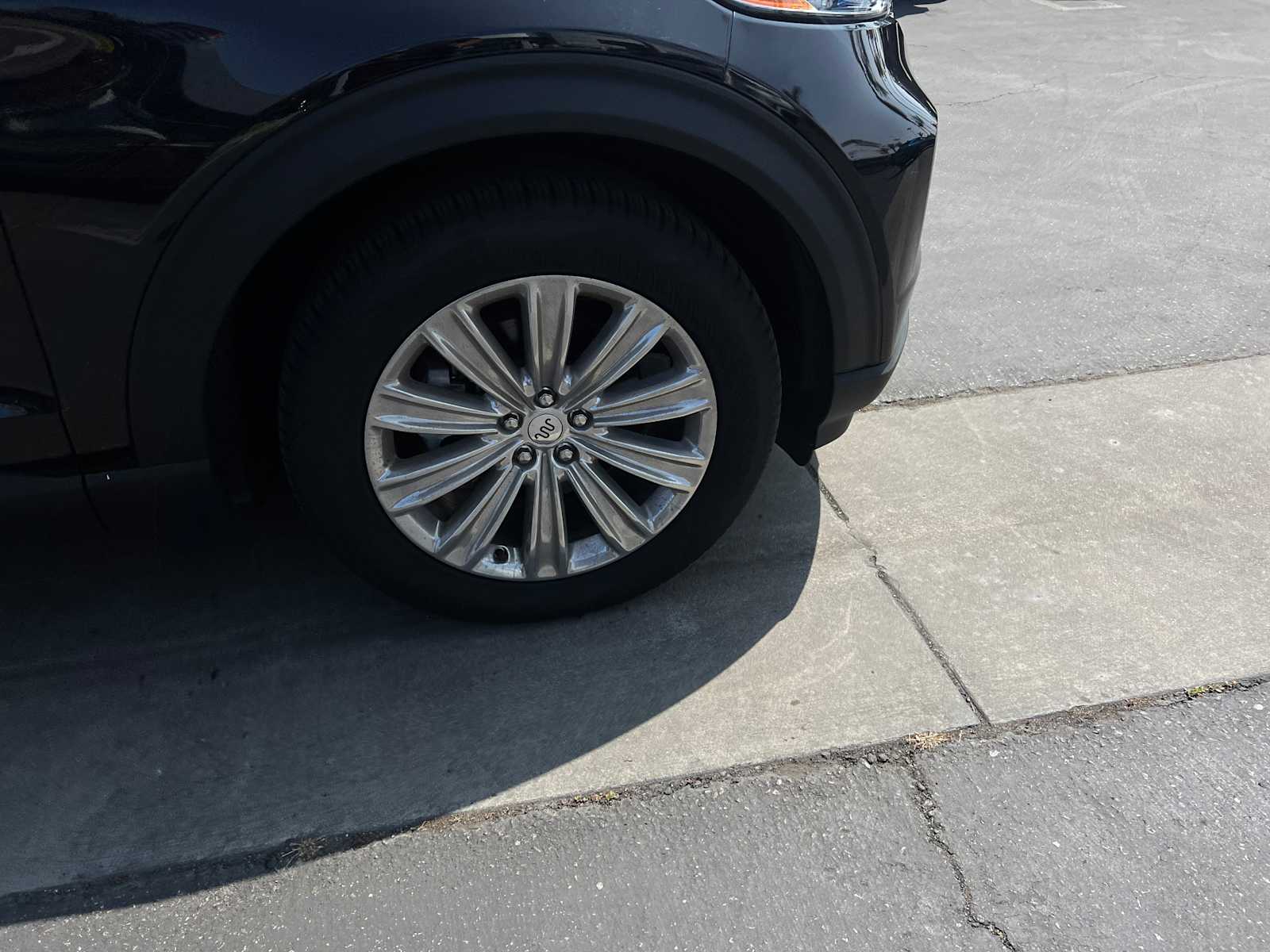 undefined 2023 Ford Explorer King Ranch
