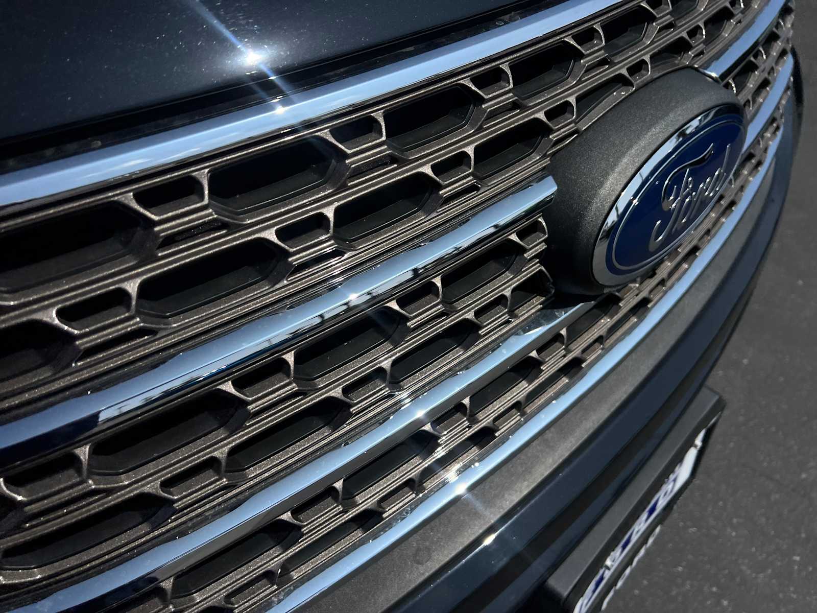 undefined 2023 Ford Explorer King Ranch