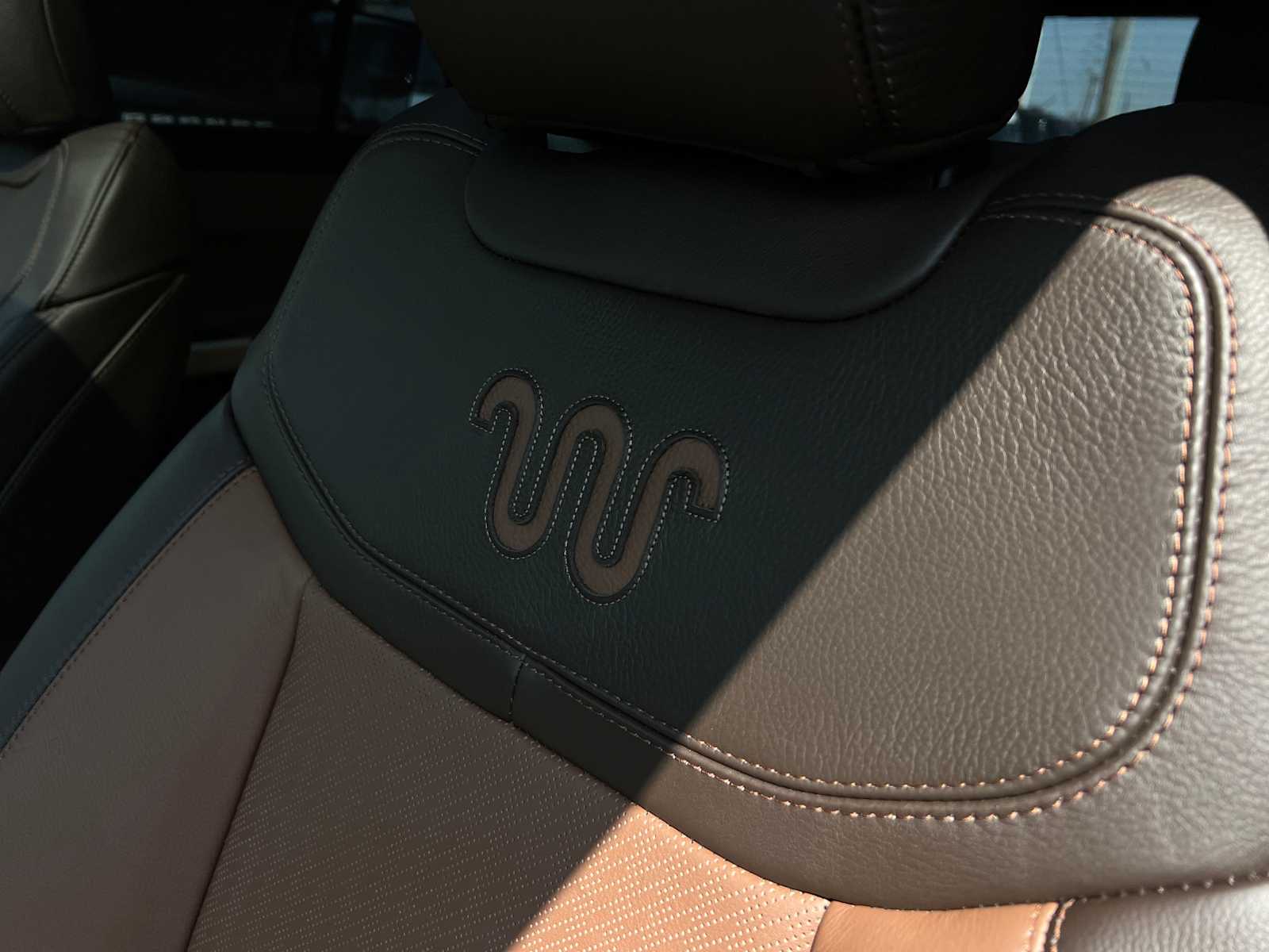 undefined 2023 Ford Explorer King Ranch