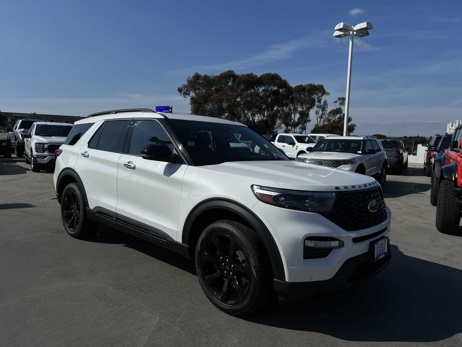 2023 Ford Explorer ST