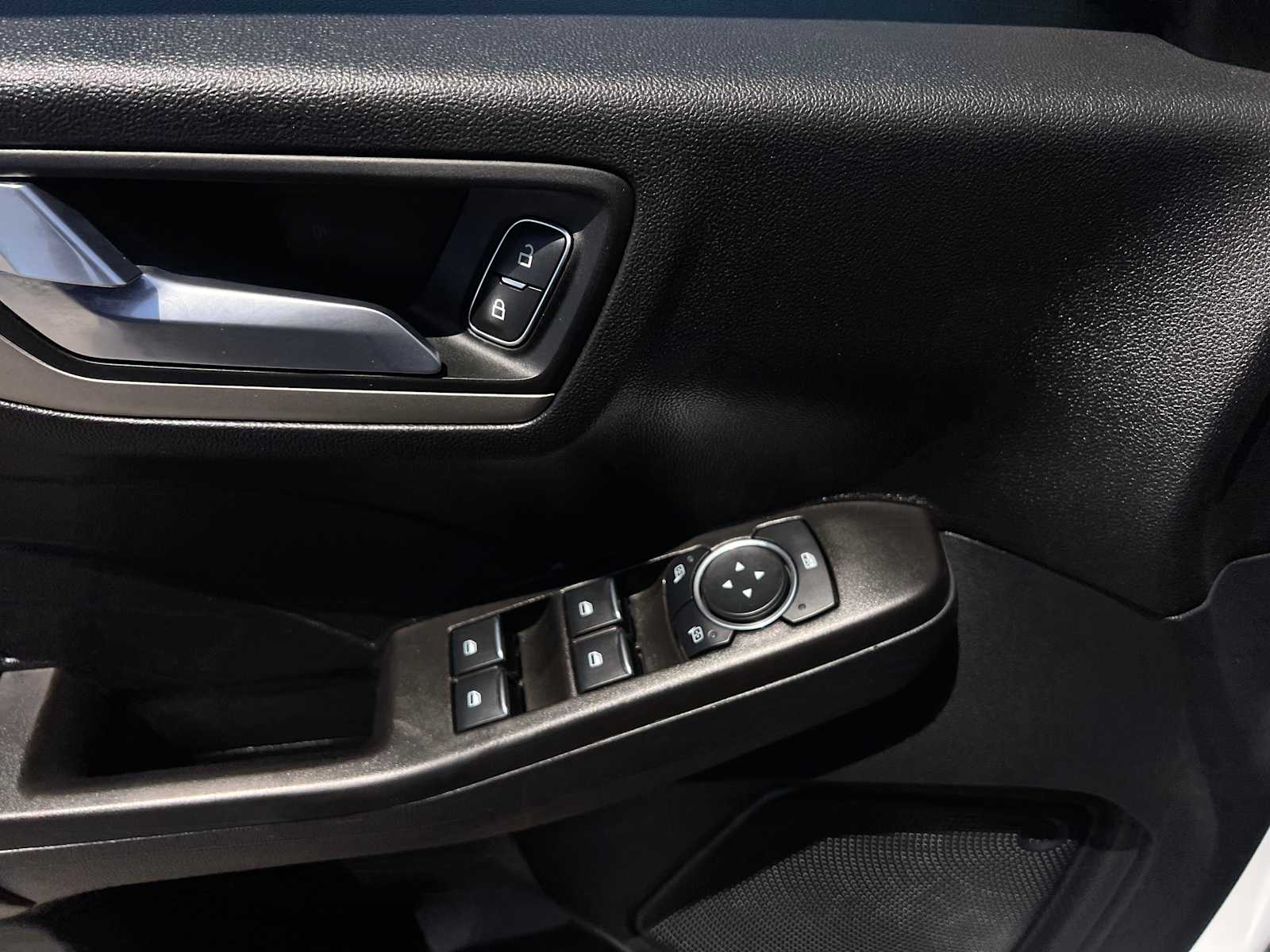 2021 Ford Escape SE Hybrid