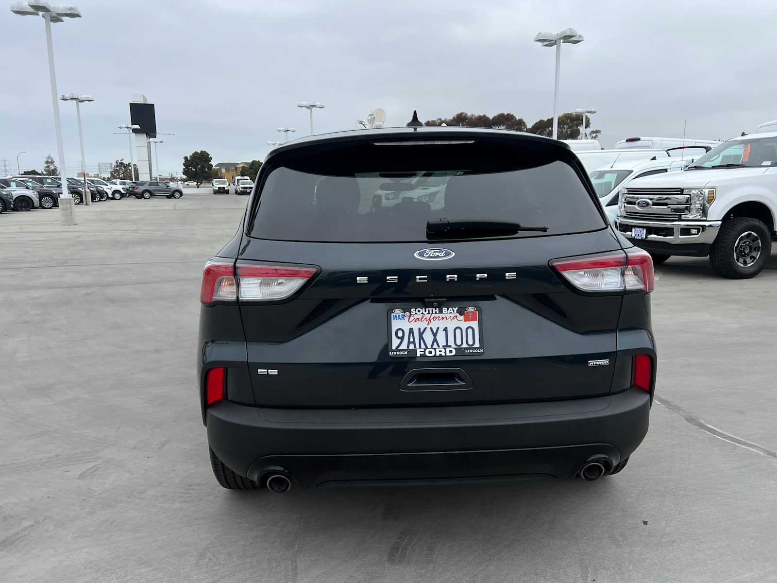 2022 Ford Escape SE Hybrid photo 4