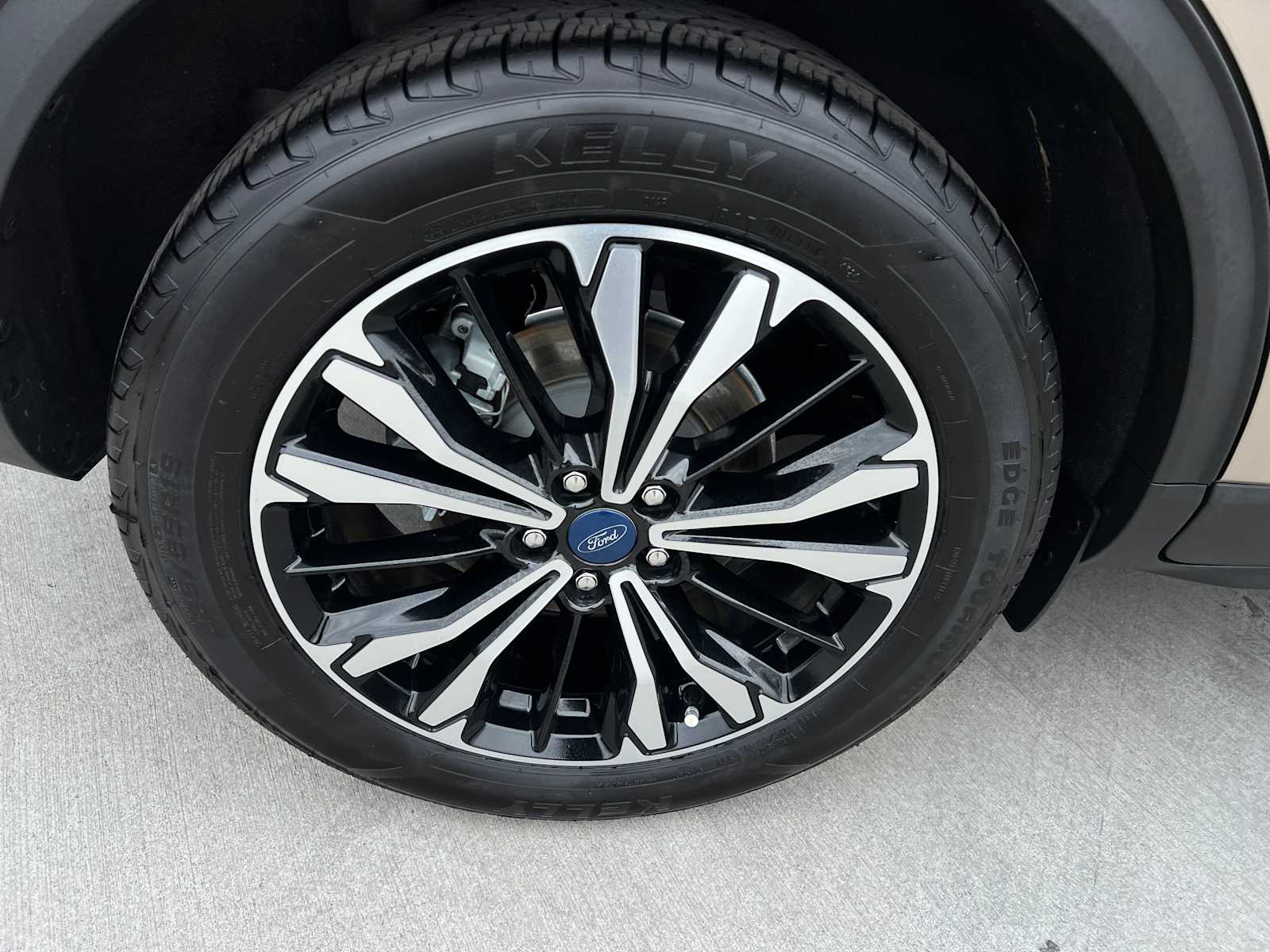 2021 Ford Escape SE Hybrid