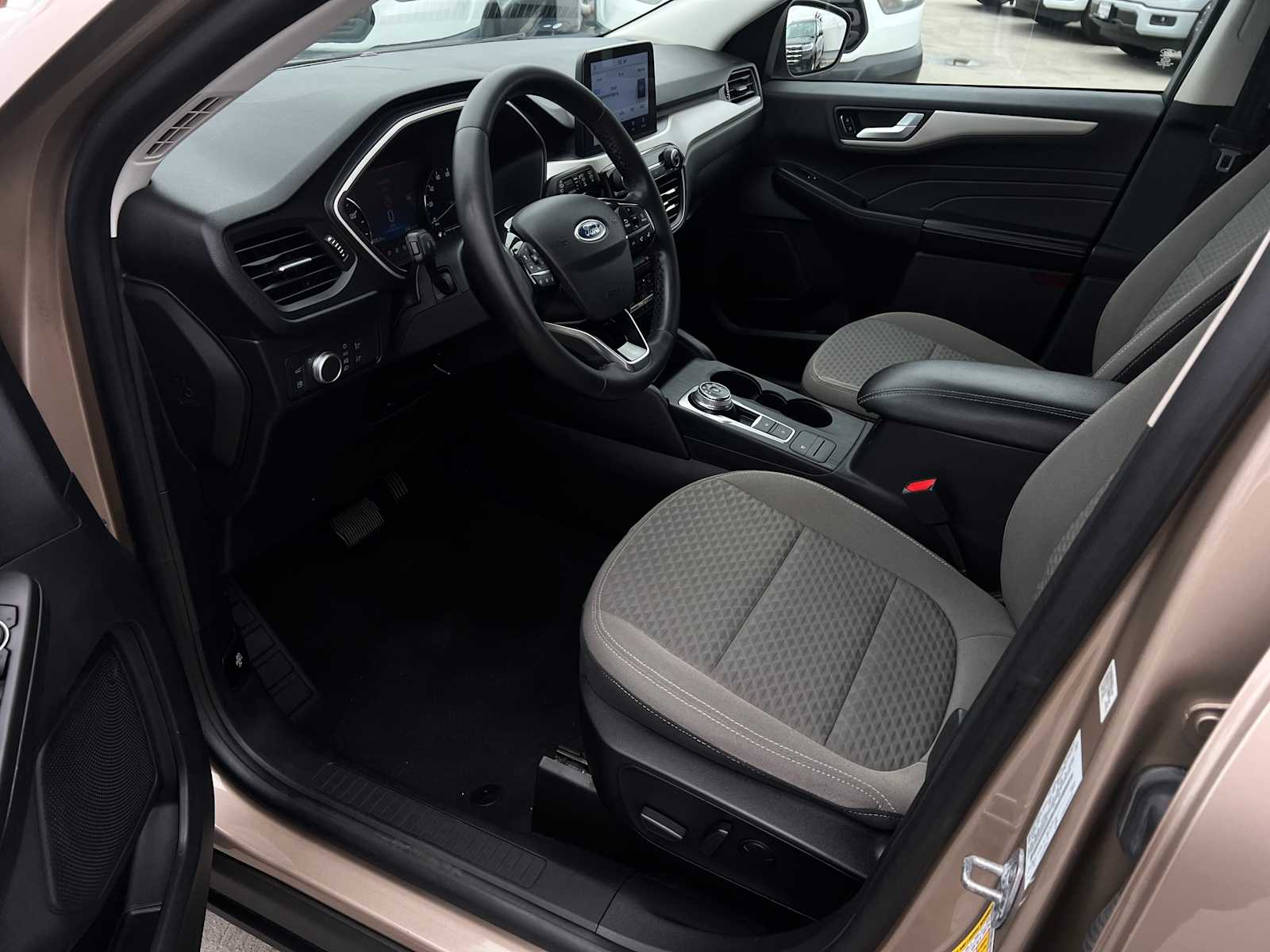 2021 Ford Escape SE Hybrid