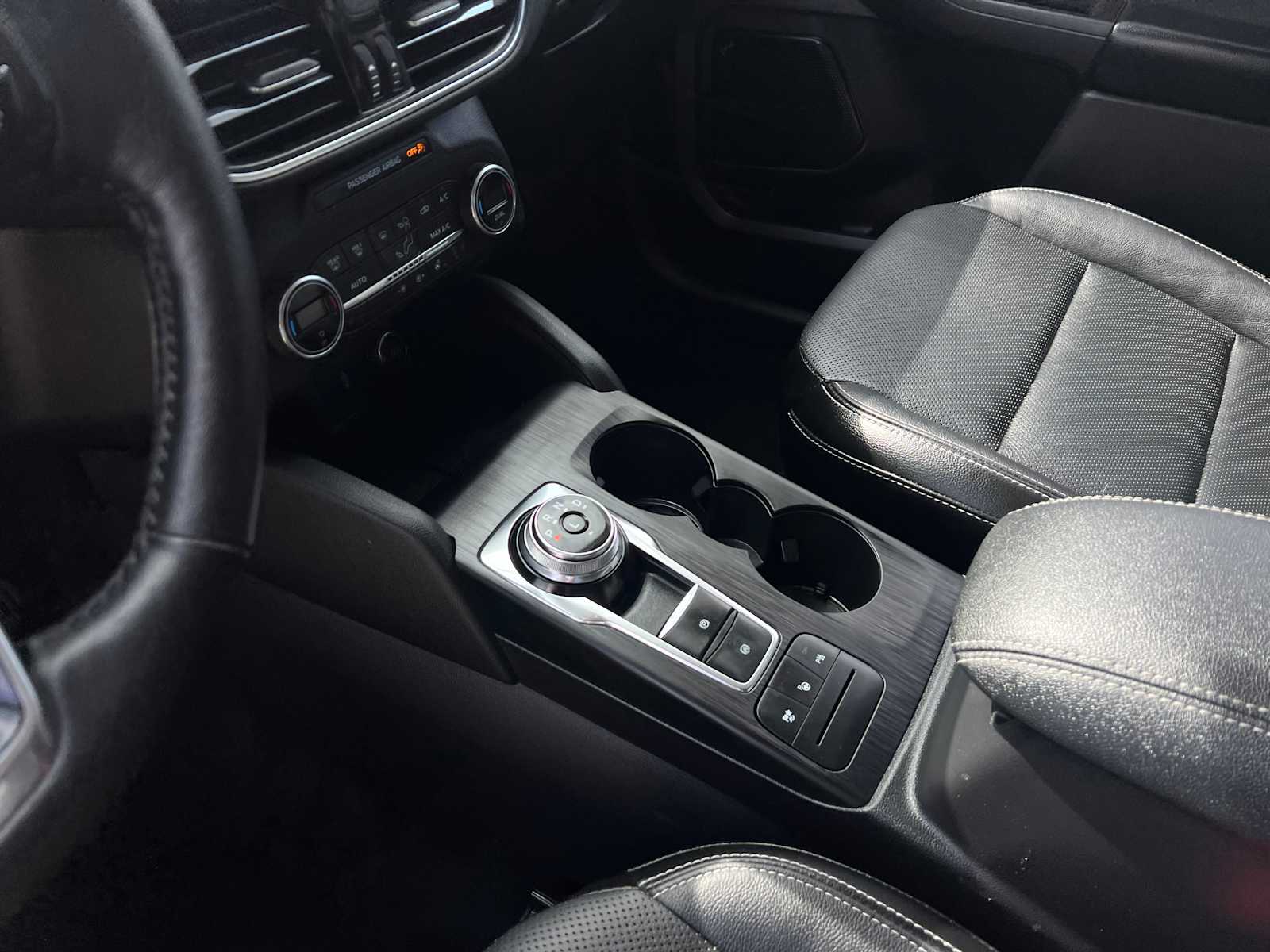 2020 Ford Escape Titanium Hybrid