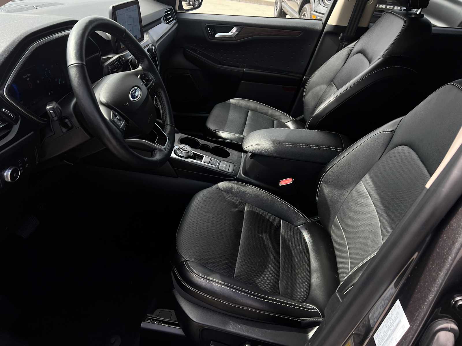2020 Ford Escape Titanium Hybrid