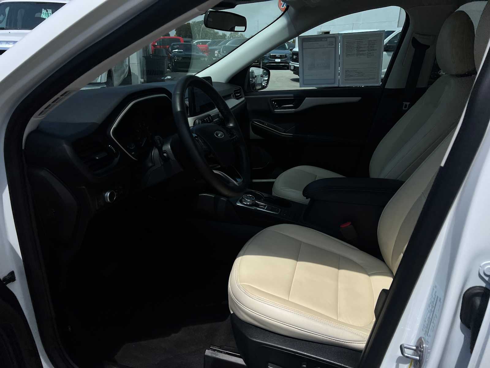 2022 Ford Escape SE