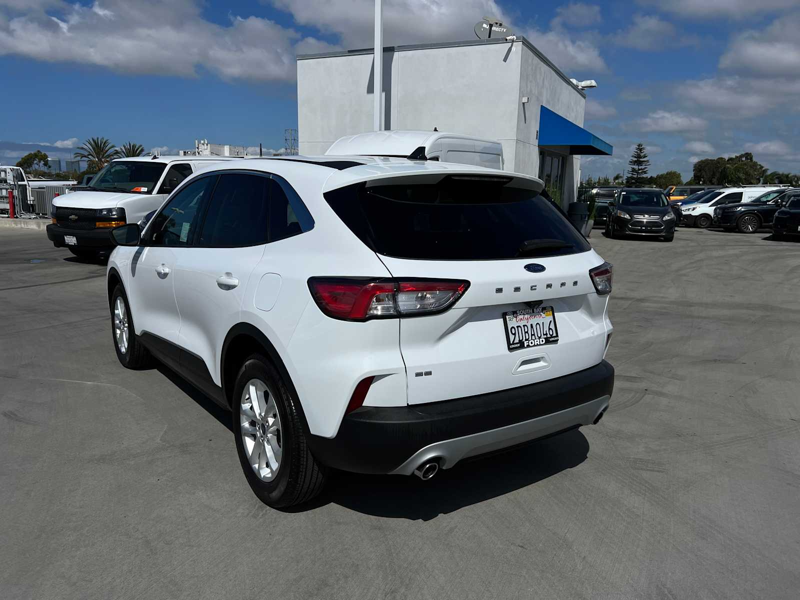 2022 Ford Escape SE photo 3