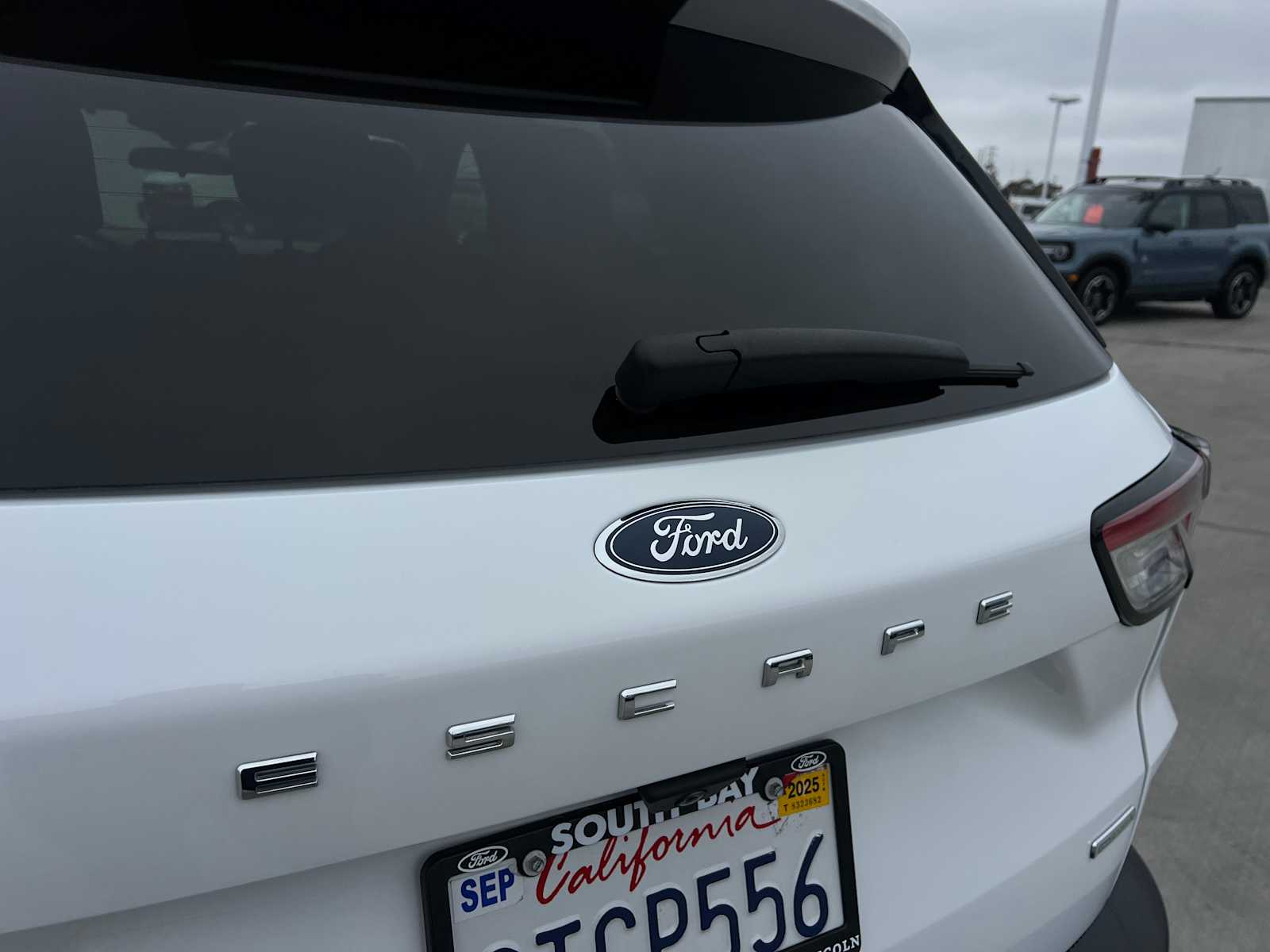 2020 Ford Escape SE