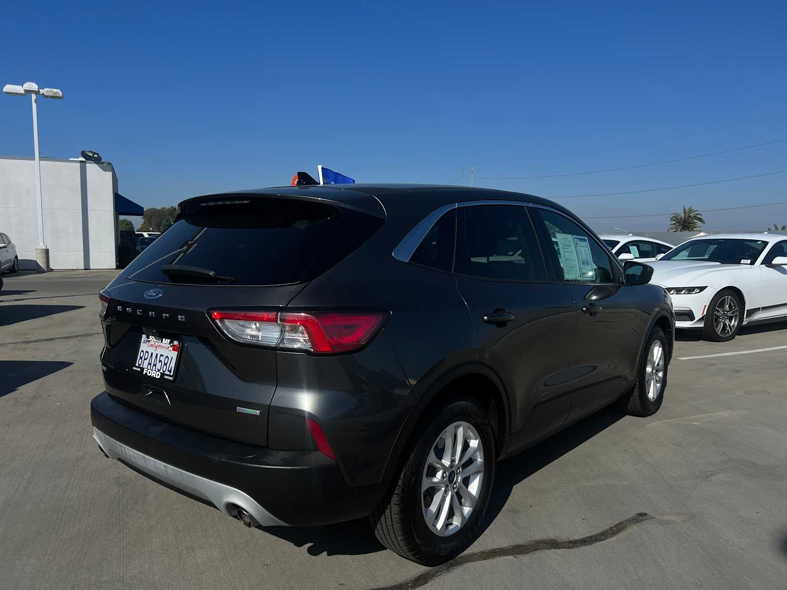 2020 Ford Escape SE