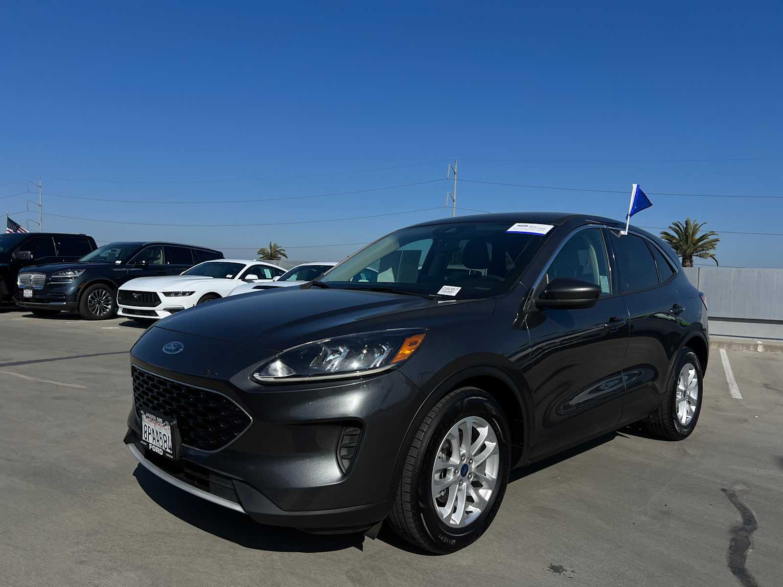 2020 Ford Escape SE