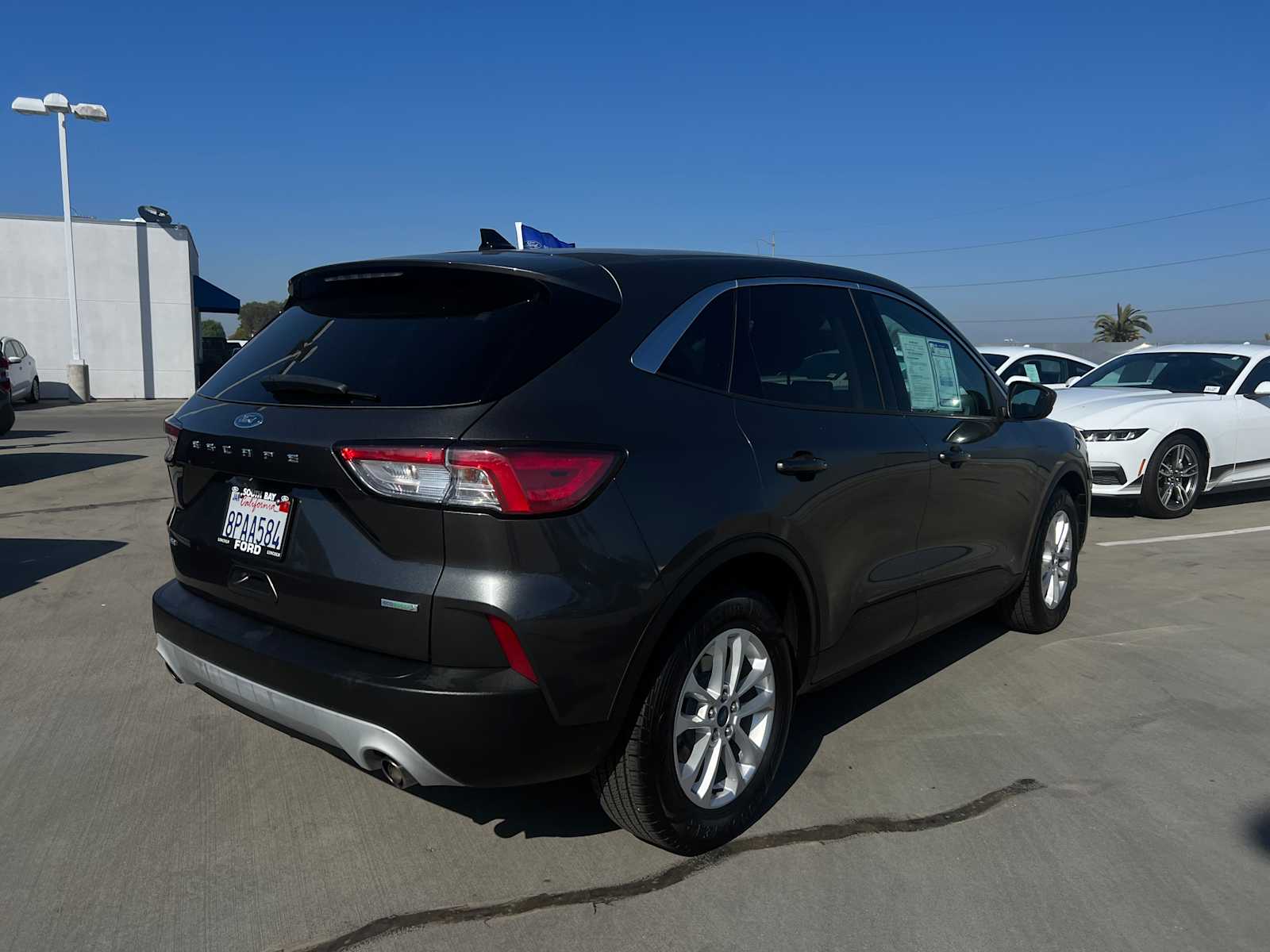 2020 Ford Escape SE