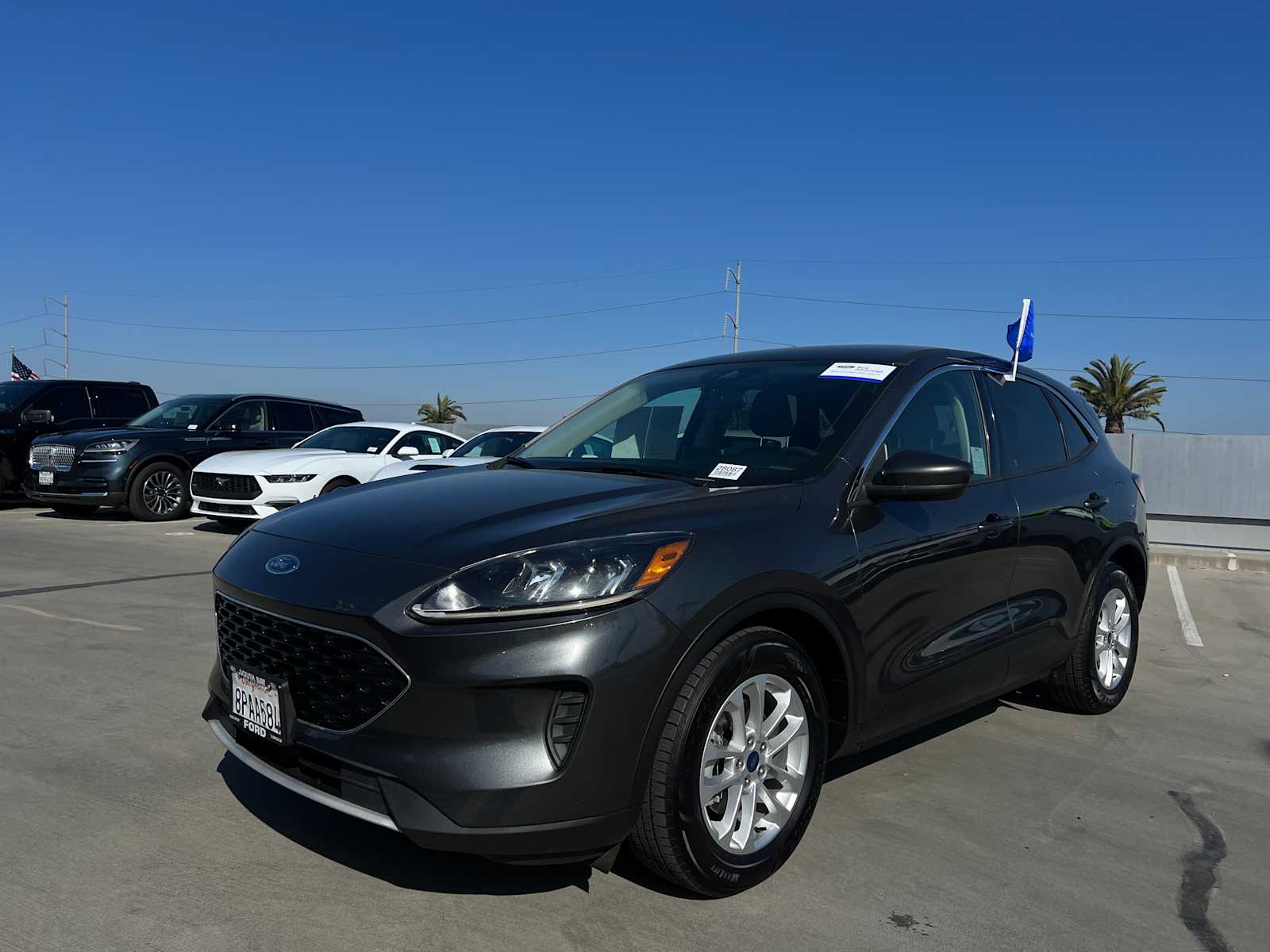 2020 Ford Escape SE