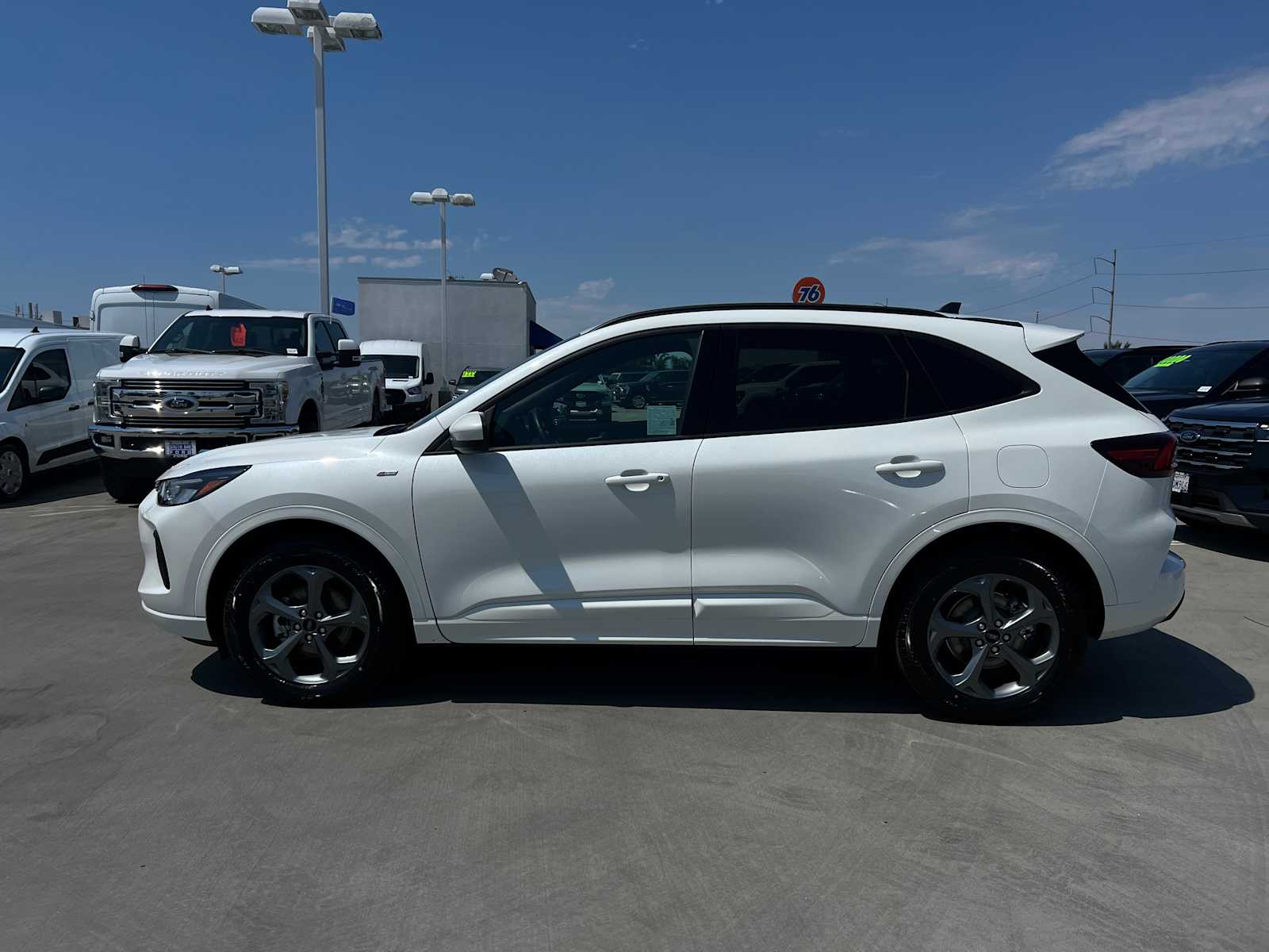 2024 Ford Escape ST-Line Select