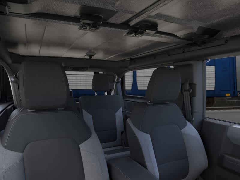 2025 Ford Bronco Base photo 8