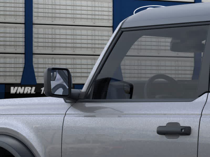 2025 Ford Bronco Base photo 16