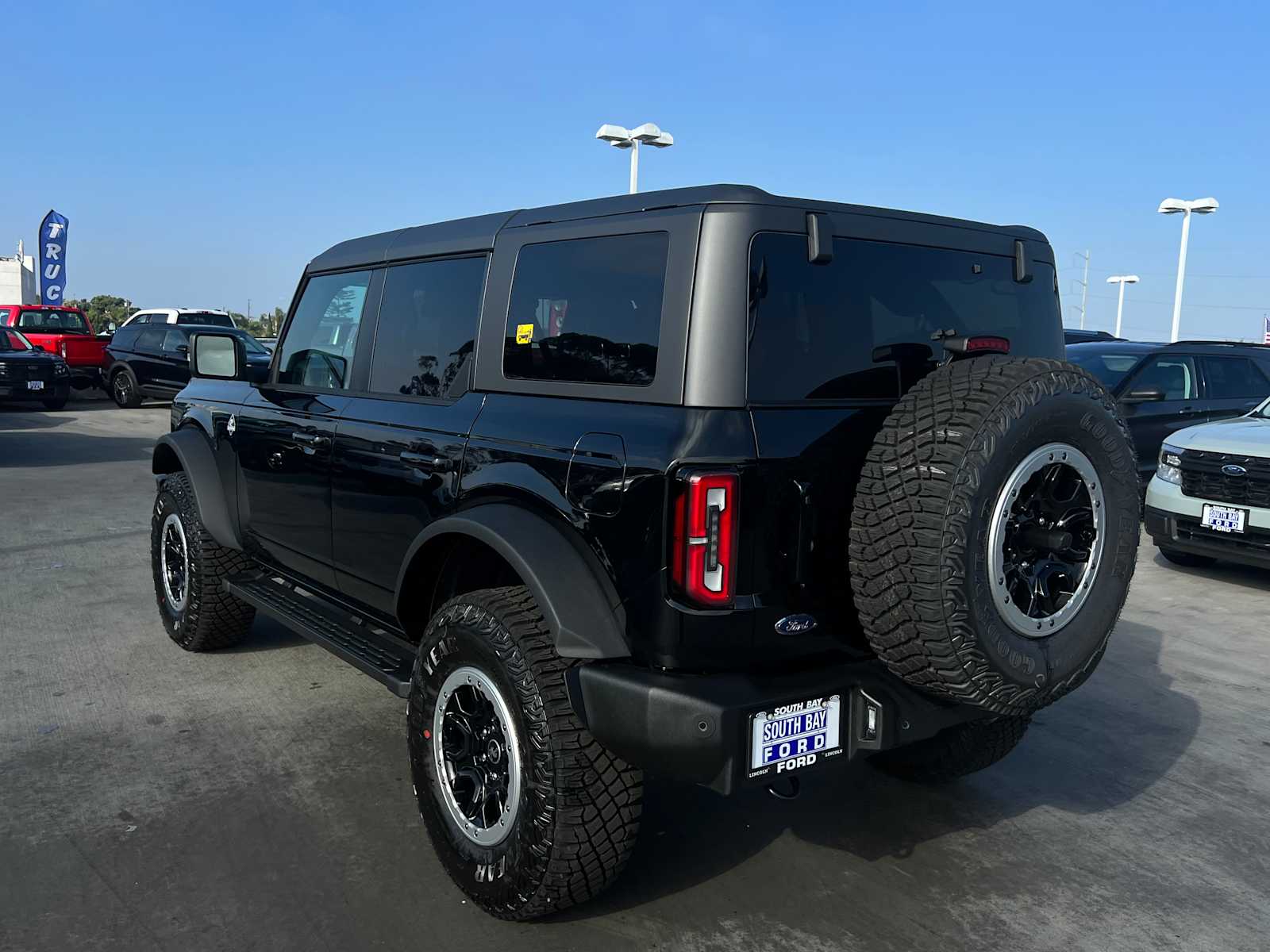 2024 Ford Bronco Outer Banks