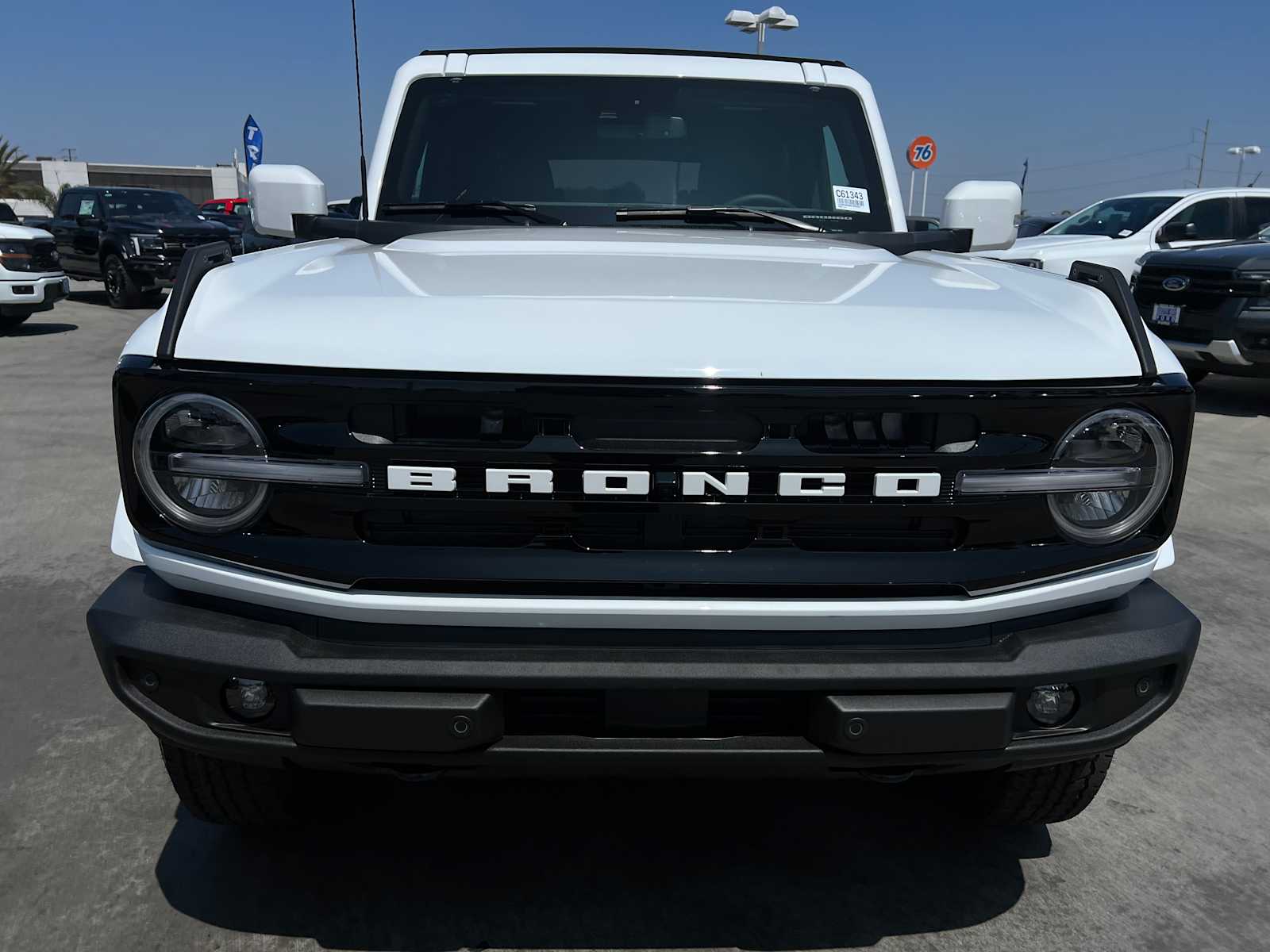 2024 Ford Bronco Outer Banks