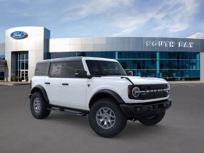 2025 Ford Bronco Badlands photo 6