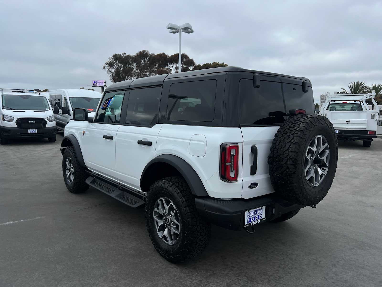 2025 Ford Bronco Badlands photo 25